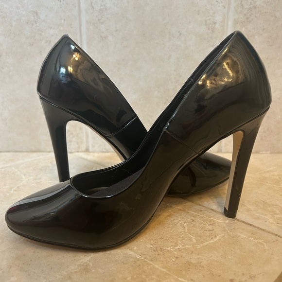NWOT CALL IT SPRING Black Patent Pumps, Sz 6.5, 4” heel - Picture 11 of 12
